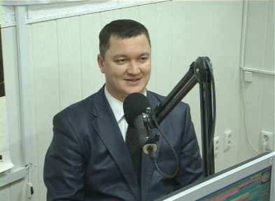 Олег Унгурян пишається, що є членом Партії регіонів, на якій нема крові