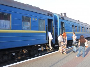 Разом зі зміною маршруту потяга Чернівці-Київ зросла й вартість проїзду 