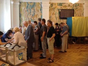 В 202 окрузі в Чернівецькій області на дільниці відкрили сейф без присутності спостерігачів