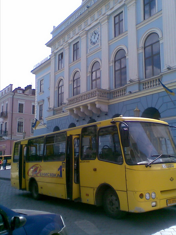У Чернівцях влаштують публічні дебати щодо тарифів на пасажирські маршрутні перевезення в місті 
