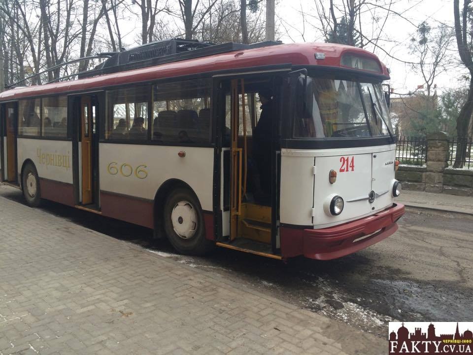 У Чернівцях з’явився тролейбус “бажань”