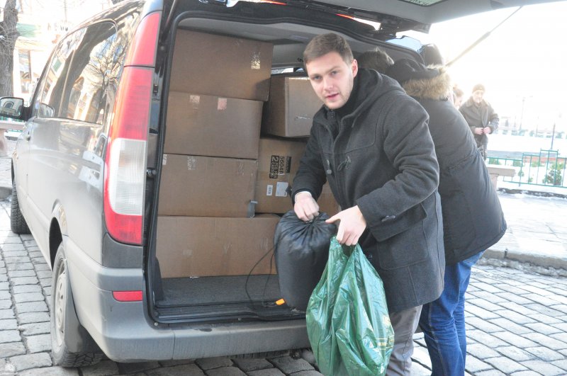 Литовські волонтери привезли до Чернівців 500 кг 'гуманітарки' для біженців (ВІДЕО)