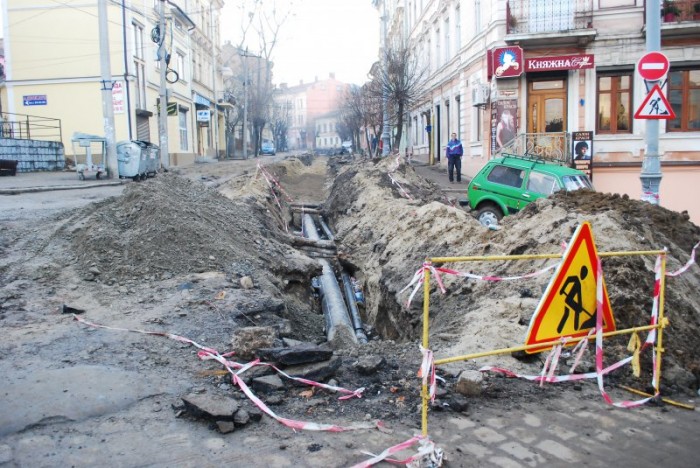 Каспрук може розірвати угоду з підрядником, який порушує договір  про ремонт вулиці Богдана  Хмельницького