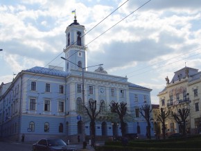 Депутати не з’явилися на сесію у Чернівцях
