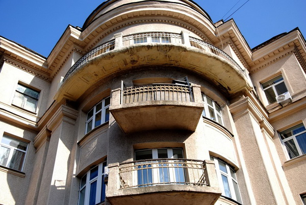 Управителів понад 600 житлових будинків у Чернівцях призначили на вимогу Антимонопольного комітету, а не через їх наближеність до  фракцій “Народний контроль” та “Рідне місто”, - Середюк