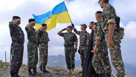 На Буковині почали комплектування окремого гірсько-піхотного полку з місцем дислокації у Чернівцях