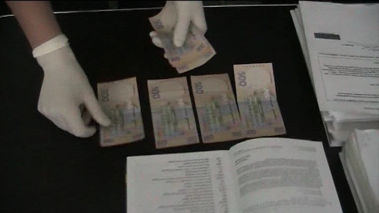 СБУ затримала на хабарі в.о. начальника райвідділу міліції на Буковині (+відео)