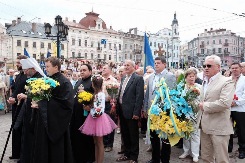 У Чернівцях відзначили День Державного прапора України (фоторепортаж)