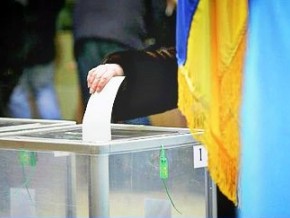 Голова Чернівецької ОДА Фищук ще не знає, чи сам  піде на вибори і хто з його підлеглих буде балотуватися