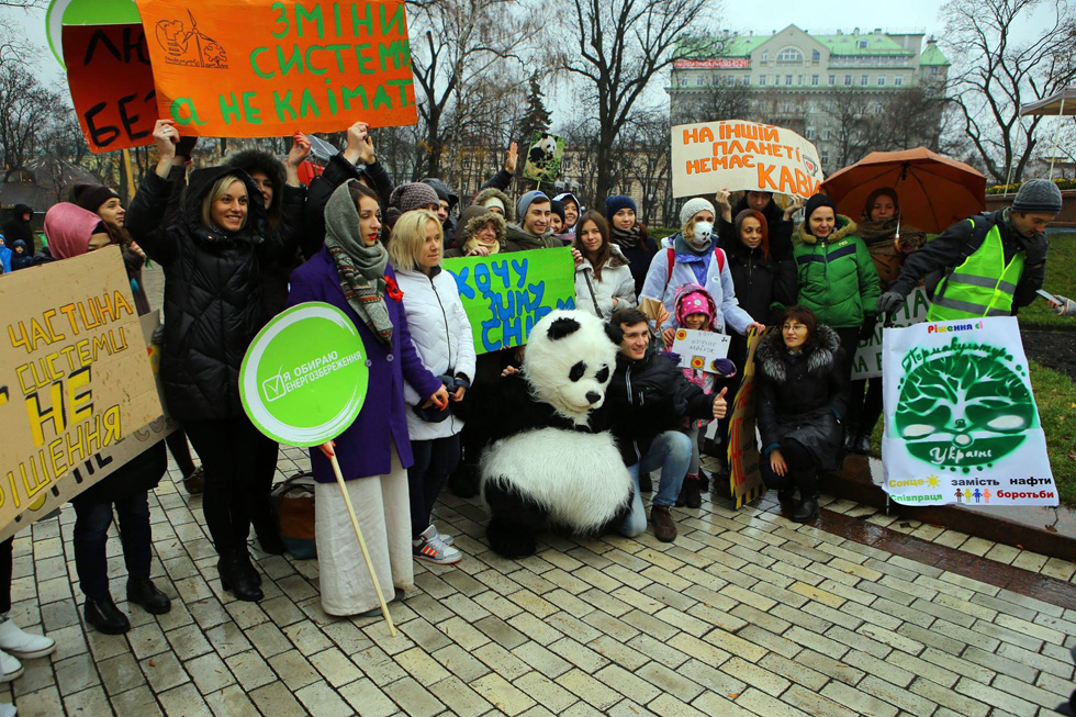 У Києві пройшов кліматичний марш. Як це допоможе дикій природі?