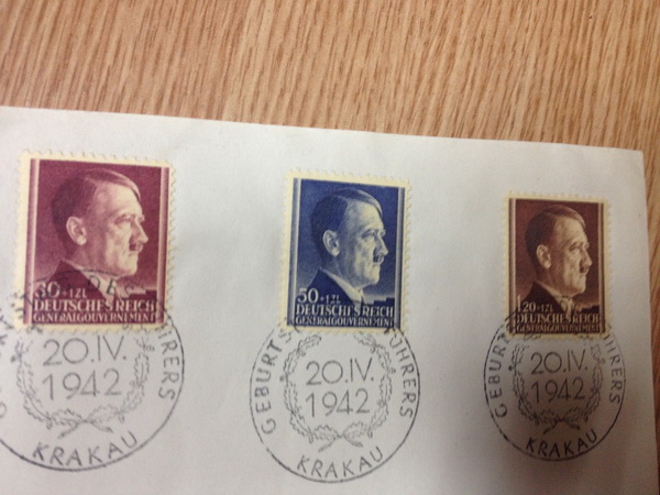 На Буковині затримали 24 500  марок, в тому числі із  зображеннями Гітлера,  Гіммлера і бойовиків  'днр' і 'лнр' (+ФОТО)