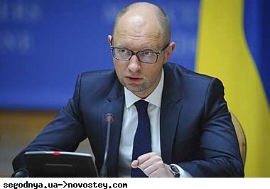 Яценюк потребовал от фракций определиться с доверием к правительству – Бурбак (+ВІДЕО)