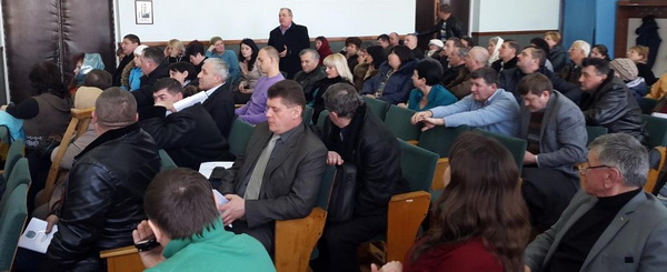 Громада Хотинщини  просить народного депутата Бурбака допомогти відстояти статус Хотина