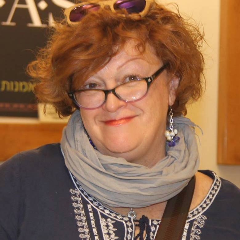 Берегиня книгарні 'Букініст' Марина Лібанова: 'В Ізраїлі досі запитують, чи є в наших магазинах продукти'