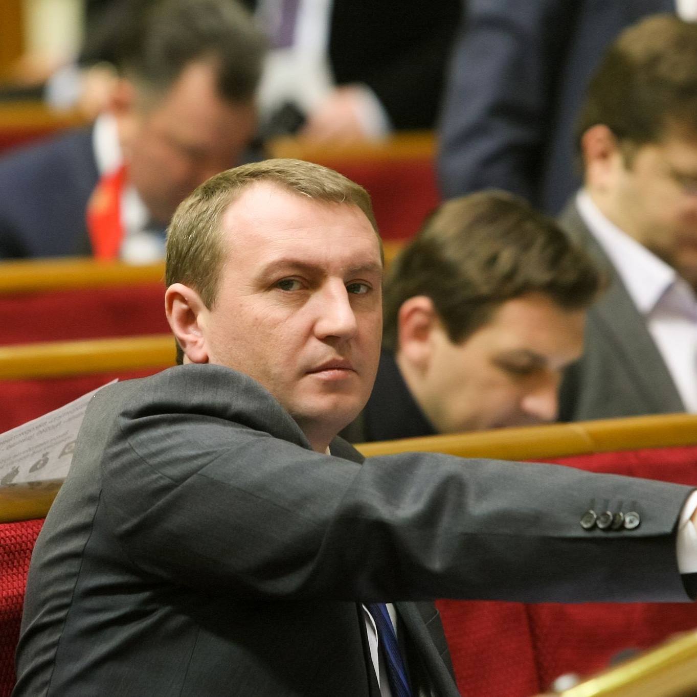 Нардеп Іван Рибак дав зрозуміти:  БПП готовий усувати Яценюка навіть ціною реваншу 'партії регіонів' і руйнування  держави  