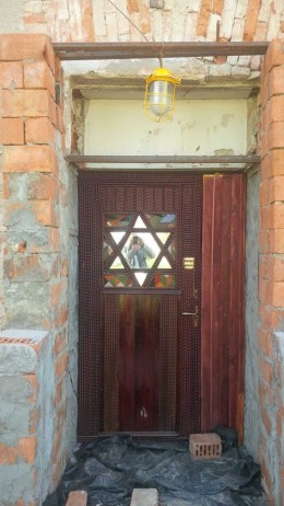 Старовинна синагога на Буковині потрапила у фільм відомого режисера документальних фільмів про Голокост (фото)