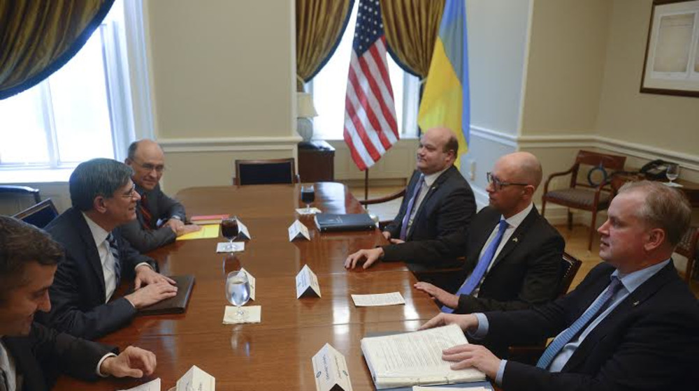 Арсеній Яценюк після зустрічей з міністрами торгівлі та фінансів США: Реформи ДФС і митниці – одні з головних у дорожній карті між Україною і США (ФОТО)