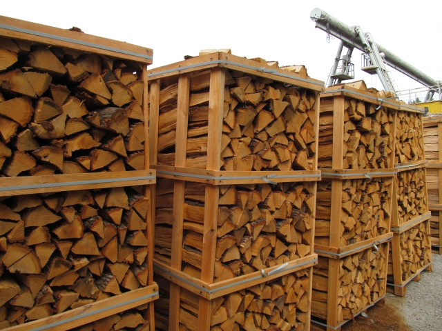 У 2015-2016 рр. 914 буковинців-учасників АТО отримали пільгові паливні дрова
