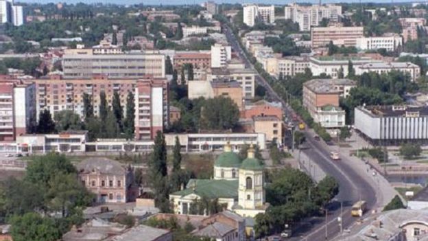  Кіровоград перейменований у Кропивницький