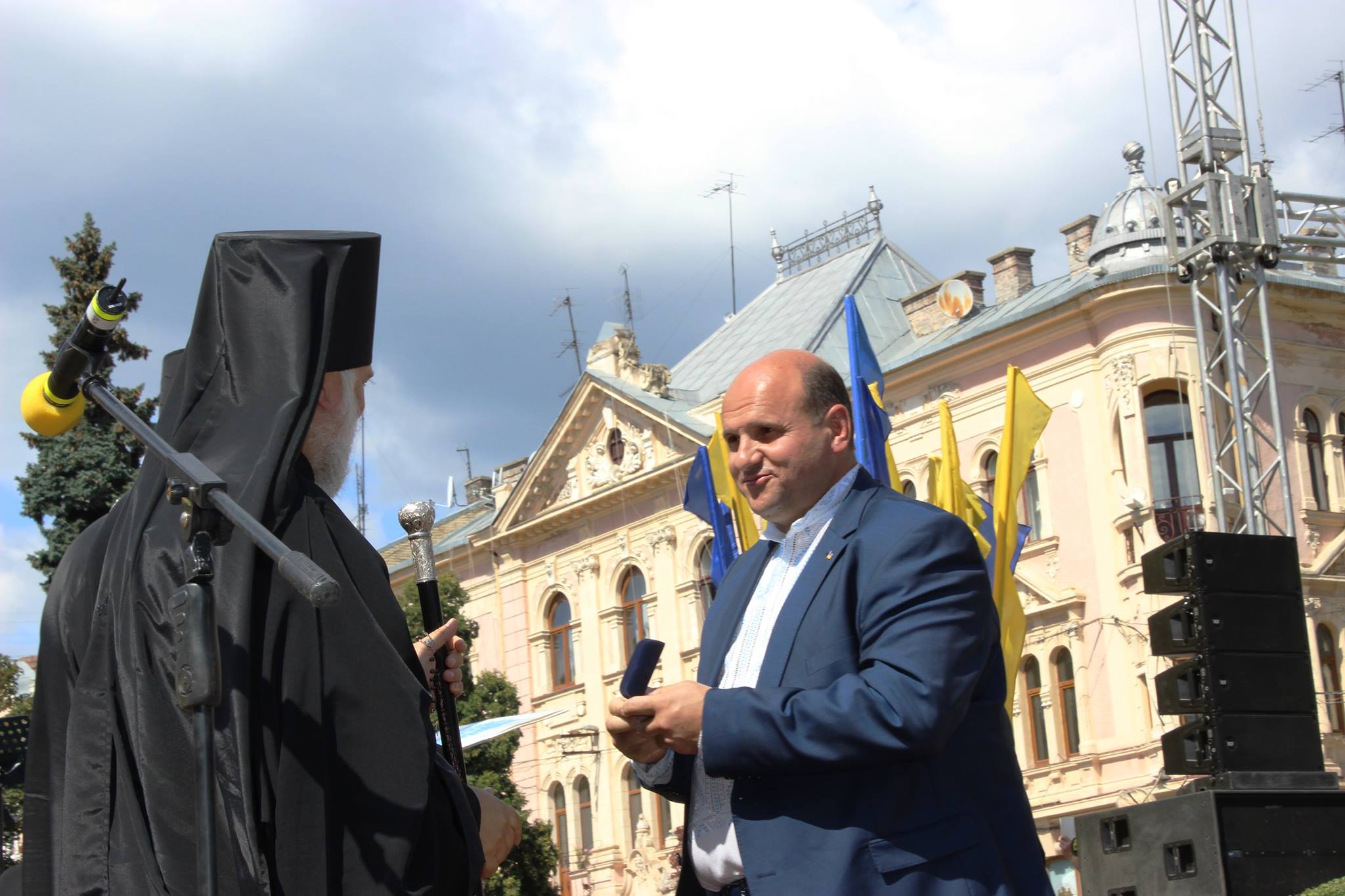 Патріарх Філарет нагородив Івана Мунтяна орденом за відродження духовності і церкви