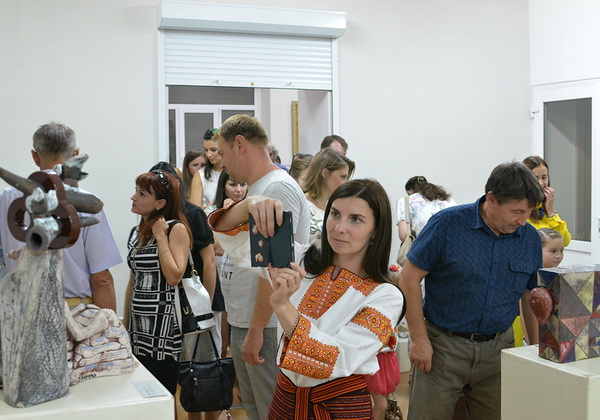 У Чернівцях відкрили музей сучасної художньої кераміки