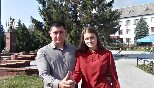 Молоді педагоги Йорданештської школи Іван Божеску і Корнелія Василюк одружилися на День вчителя  