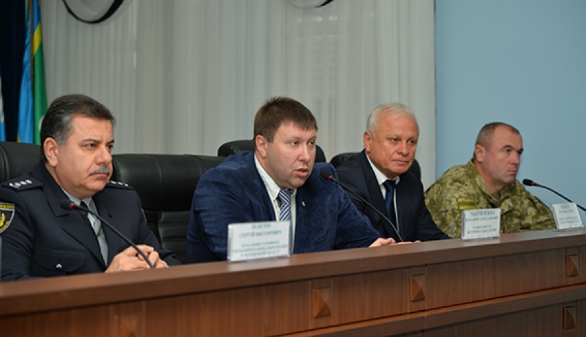 На Буковині радник Авакова зустрівся з керівниками силових структур МВС і громадськістю (ФОТО)