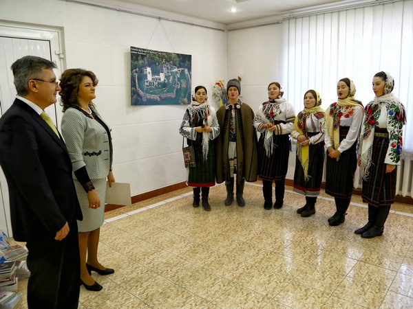 В Генеральному консульстві Румунії в Чернівцях вже святкують Різдво (ВІДЕО+ФОТО)