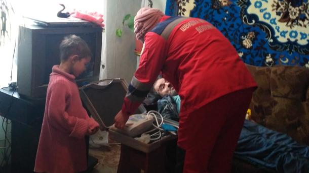 В Черновицкой области 5-летний внук спас деда из огня
