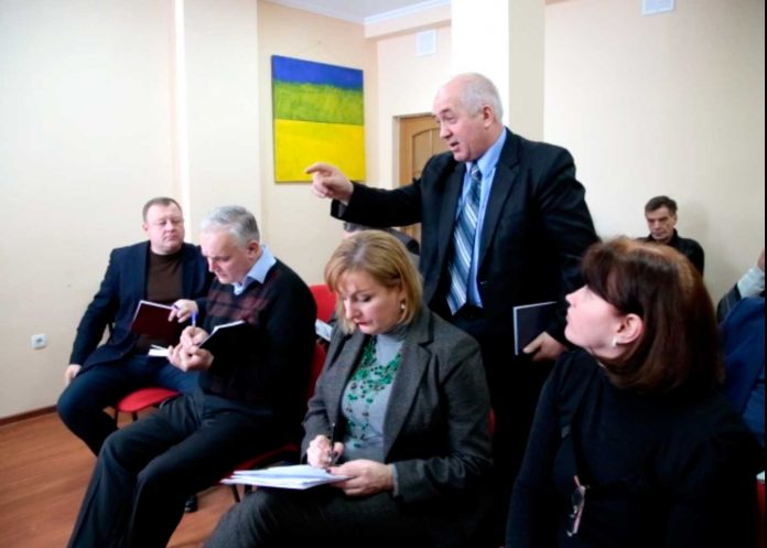 Голови об’єднаних територіальних громад Буковини хочуть, щоб народні депутати ухвалили закони, що прискорять створення спроможних громад