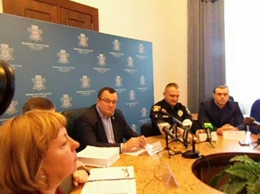 Чернівецька міська рада не виконує свої законні повноваження, - мер Каспрук