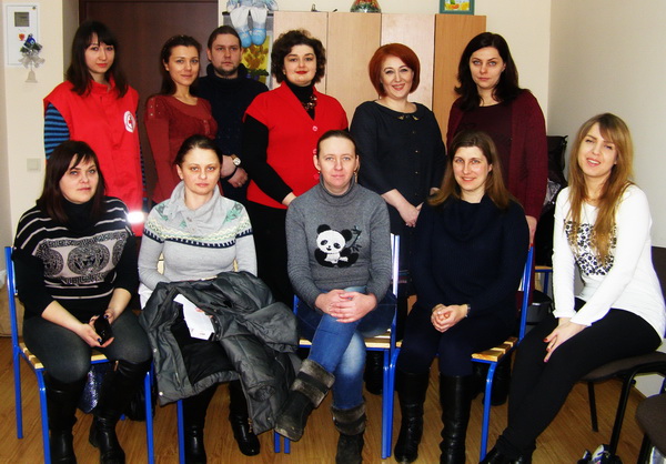 Для жінок із числа внутрішньо переміщених осіб з Луганської та Донецької областей у Чернівцях провели тренінг по психосоціальній підтримці