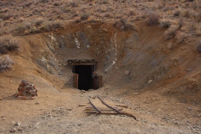 Замість копати тунель, що з'єднає Пд.-Кільцеву та Гравітон, краще захистити від повеней Садгору