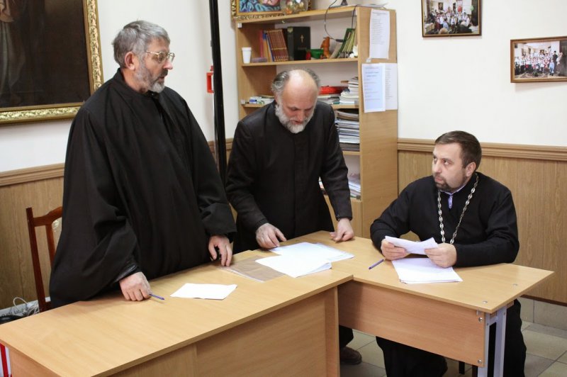 Рада Чернівецько-Буковинської єпархії засудила статтю Василя Козьмика 