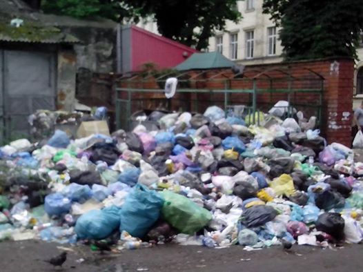 За три тижні зі Львова вивезено понад 13,5 тисяч тонн сміття, - Зубко (ОНОВЛЕНО)
