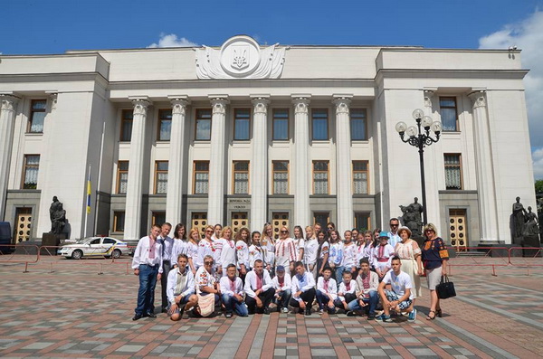 Талановита молодь Глибоччини відвідала місто Київ 