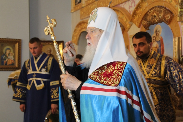 Патріарх Філарет освятив нижній храм кафедрального собору Різдва Христового УПЦ КП у Чернівцях