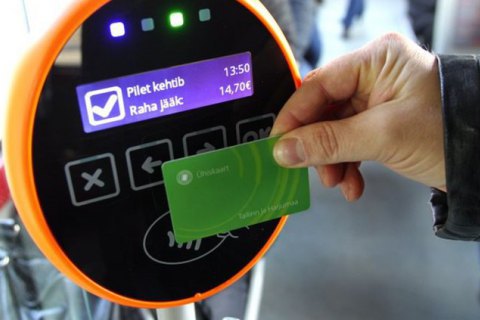 Автоматизована система оплати проїзду в громадському транспорті Чернівців коштує 25 мільйонів 