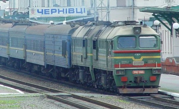 У 2018 році потяг №608/607 Чернівці-Львів не курсуватиме через неробочі застарілі вагони 