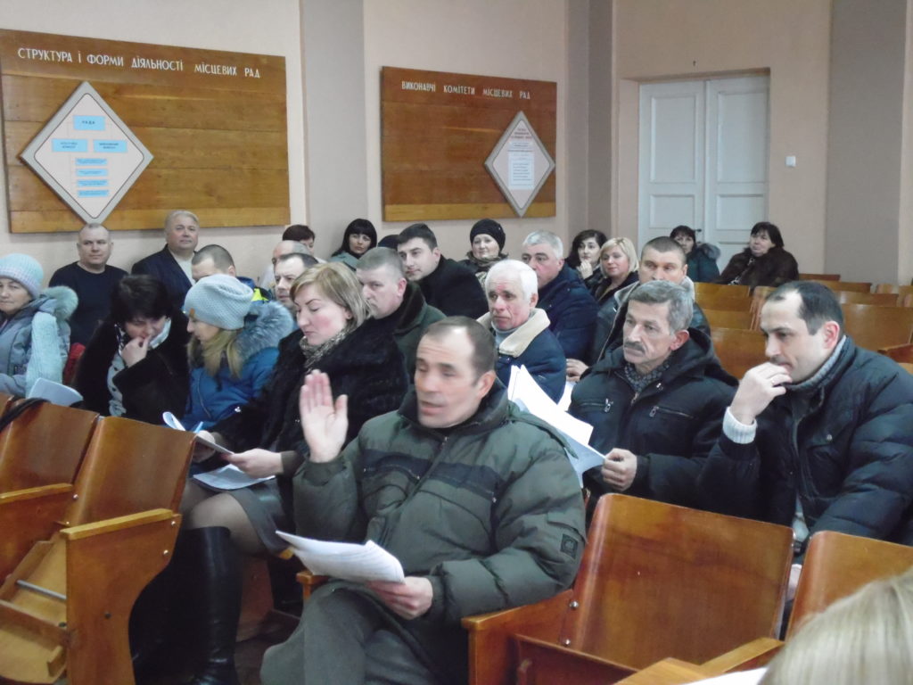 Бурбак закликав громади Кельменеччини не зволікати з об'єднанням: вже втратили майже 100 млн гривень на покращення інфраструктури району