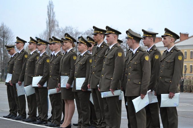  Військові комісаріати Чернівецької області проводять відбір кандидатів у вищі військові навчальні заклади 