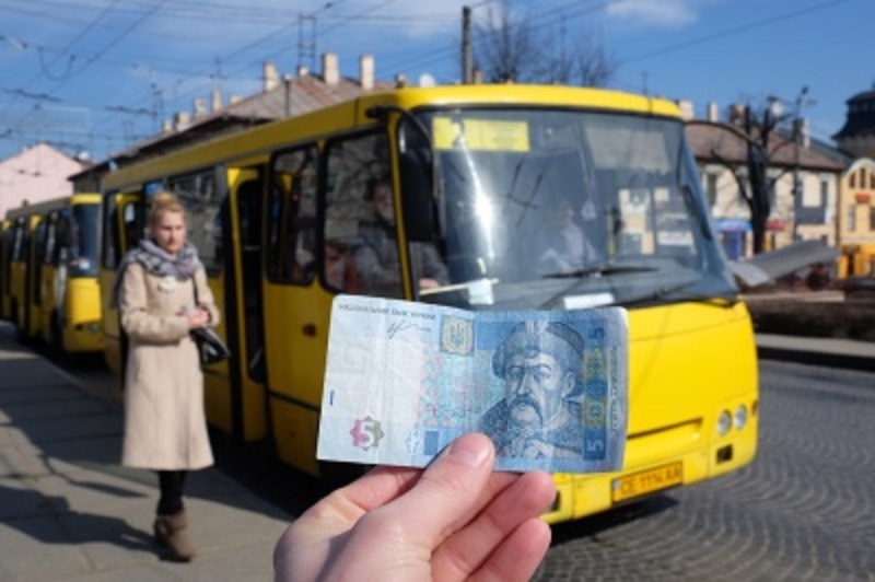 Виконком Чернівецької міської ради не прийняв рішення про підвищення ціни на проїзд у маршрутках