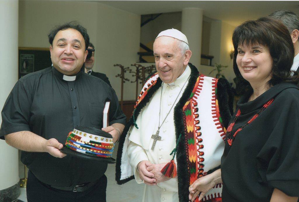 Папа Франциск привітав з 25 літнім подружнім ювілеєм священика УГКЦ Валерія Сиротюка та його дружину Оксану Сиротюк