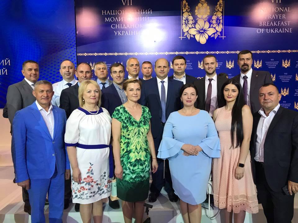 Буковинці взяли участь у Сьомому національному молитовному сніданку України 
