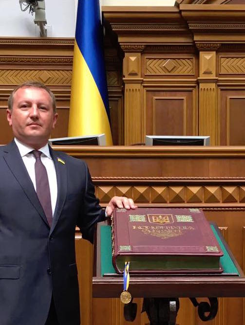 Народний депутат України  Іван Рибак: 'Кращої за свою Конституції не буває!'