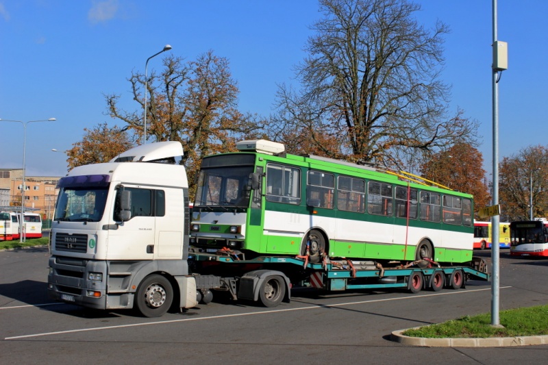 Програмою розвитку електротранспорту у Чернівцях цього року передбачено придбати 5 нових та 20 вживаних тролейбусів