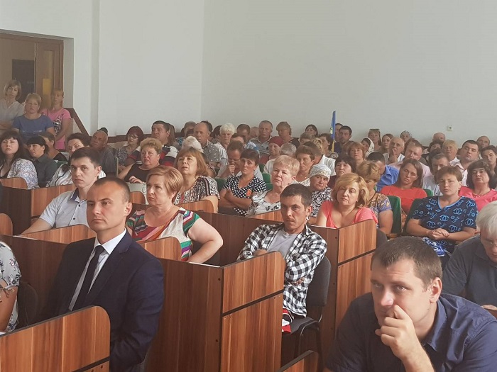 Депутати Сокирянської райради відмовились скорочувати колектив працівників районної лікарні (ВІДЕО)