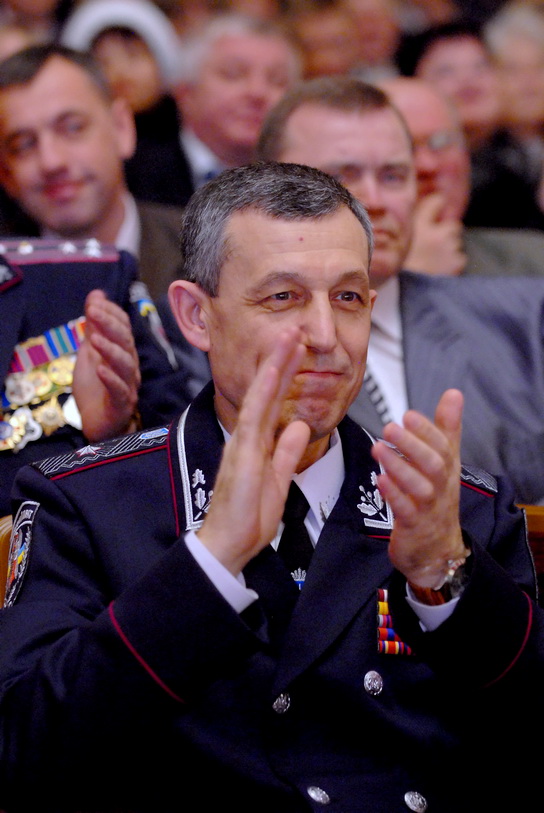 Харабара вже не начальник міліції: головного міліціонера Буковини несподівано звільнили?