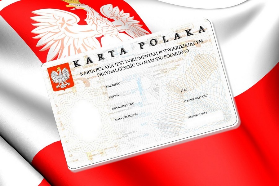 «Карткові українці» або заманливі польські папірці з'явилися і на Буковині