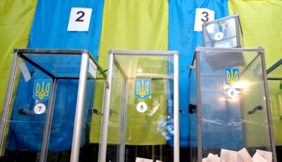 Тривають вибори в Неполоковецьку і Ставчанську ОТГ: явка виборців станом на 12 год. 30 хв. 